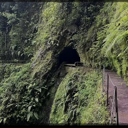 Vista Do Vale Sao Vicente (Madeira)