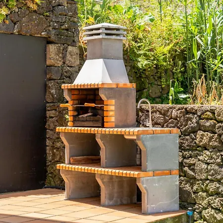 Vista Do Vale Sao Vicente (Madeira)