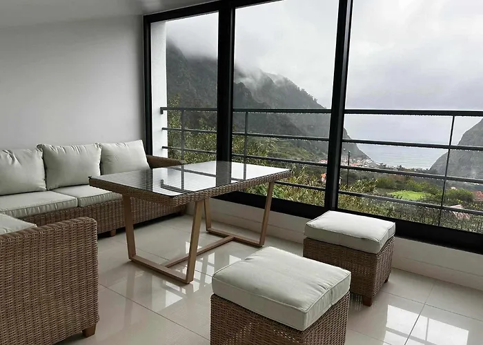 Vista Do Vale * São Vicente