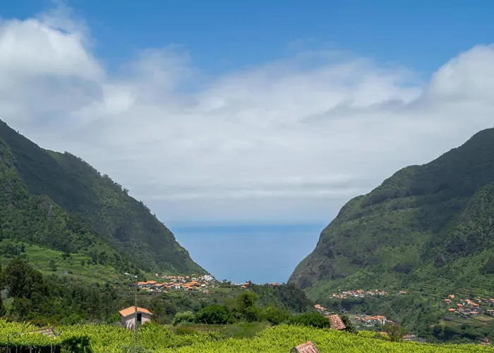 Vista Do Vale * São Vicente