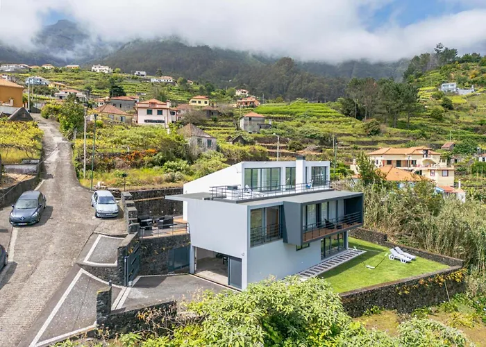 Vista Do Vale * São Vicente